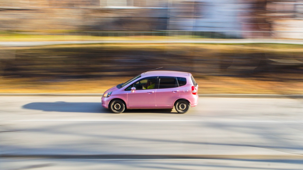 混動(dòng)車熱門話題解析，當(dāng)下汽車市場(chǎng)的新寵兒